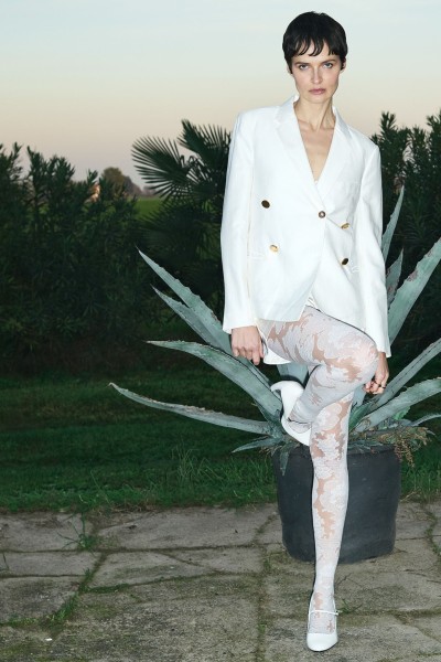 Trasparenze - Półkryjące rajstopy ozdobione pięknym orientalnym motywem imitującym koronkę